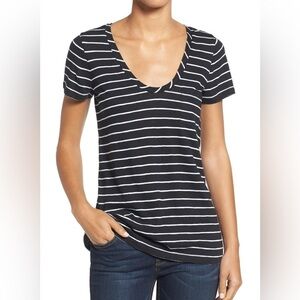Caslon Black White Julia Stripe Rounded V-Neck T-shirt Tee top NWT
